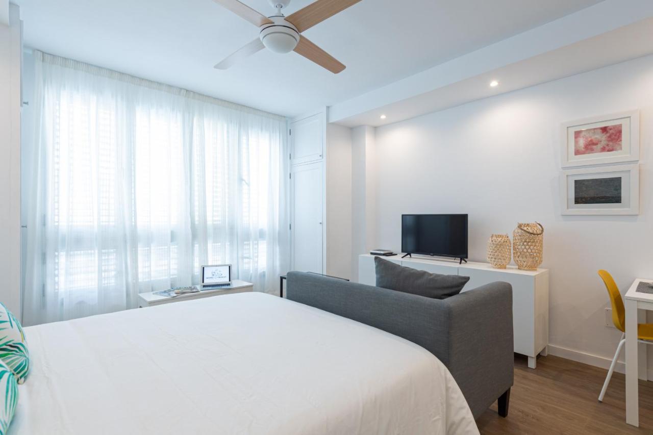Homeforguest Moderno Estudio Junto A Las Canteras Las Palmas de Gran Canaria Exterior foto