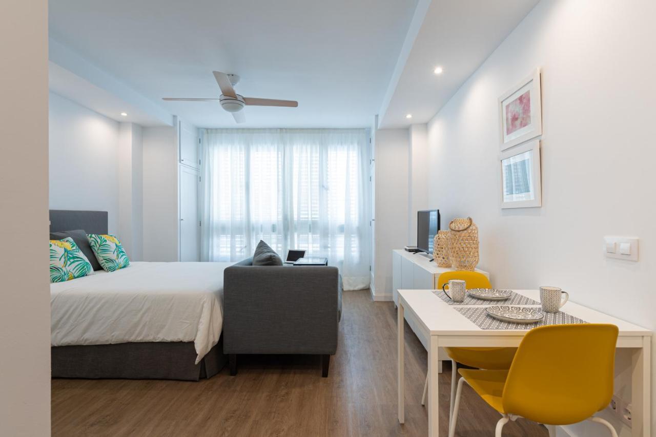 Homeforguest Moderno Estudio Junto A Las Canteras Las Palmas de Gran Canaria Exterior foto